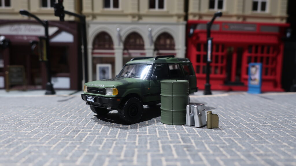 MG x BM Creations Land Rover Discovery 1