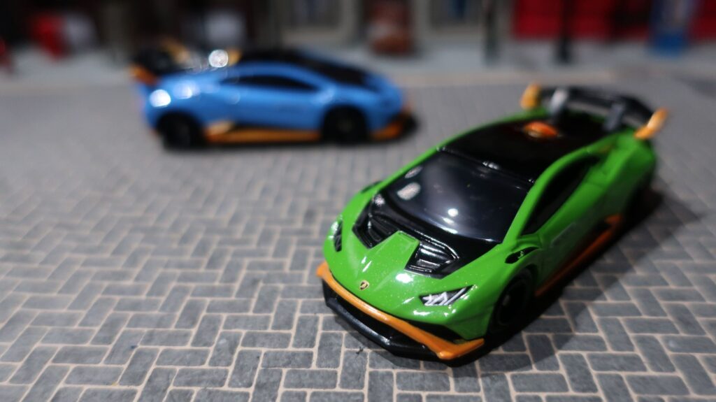 Tomica Lamborghini Huracan STO