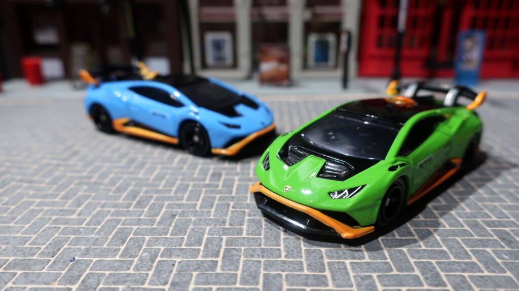 Tomica Lamborghini Huracan STO