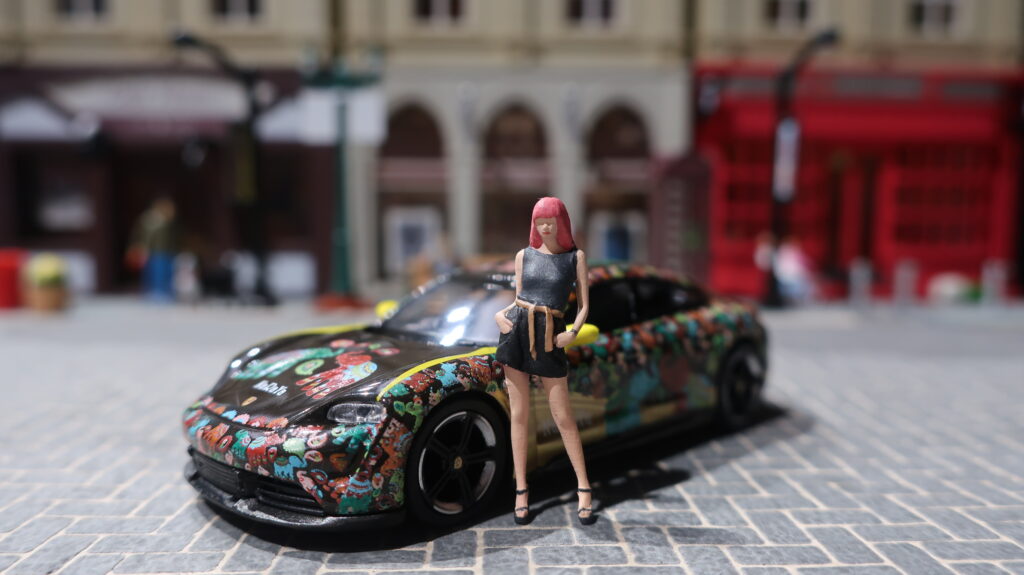 MINI GT x NaRaYa Porsche Taycan Turbo S