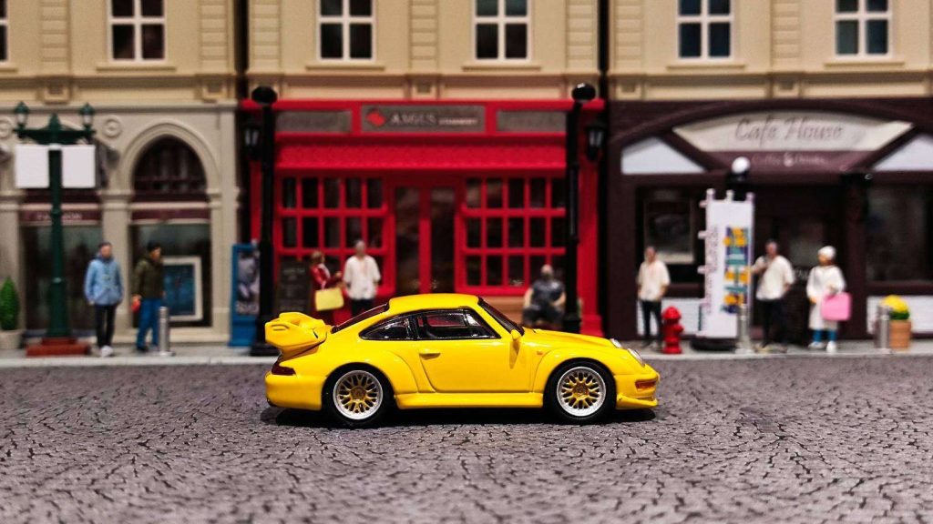 Schuco Porsche 911 (996) GT2 HK TOYCAR Salon 2023