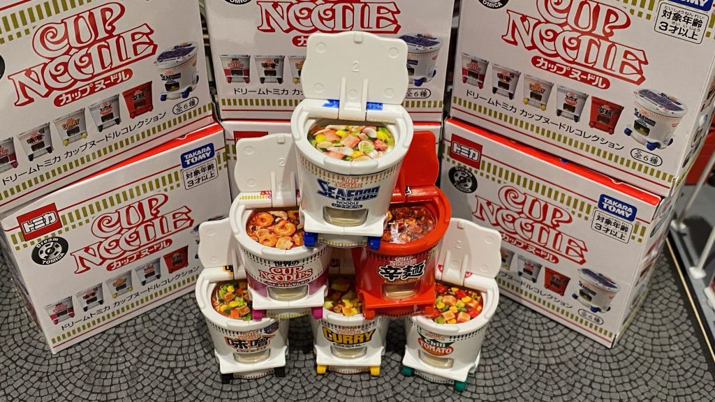 日清合味道杯麵聯乘Dream Tomica杯面車