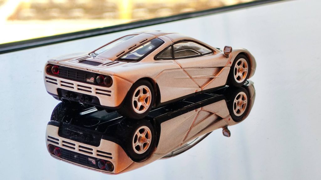 MINI GT McLaren F1