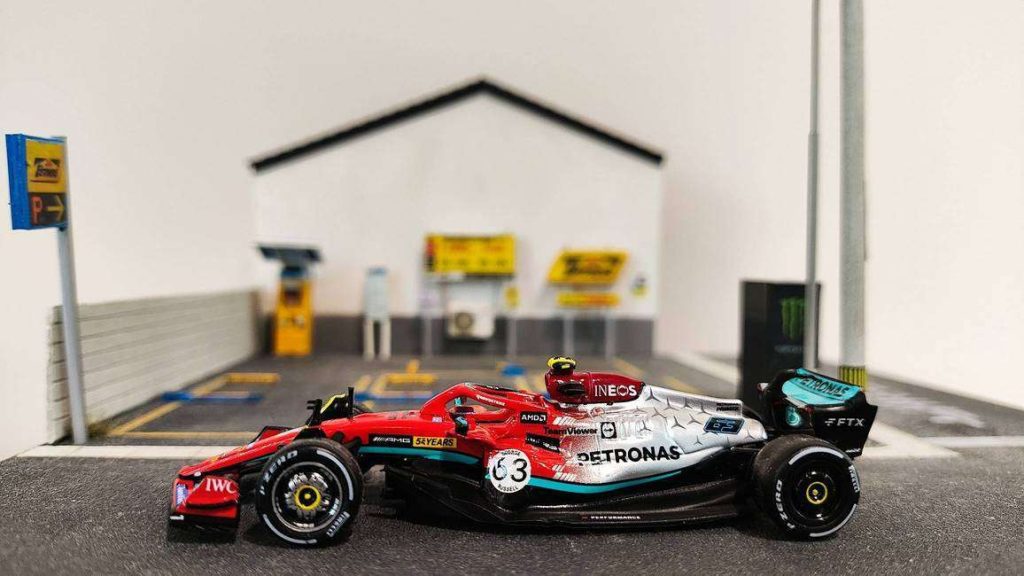 Tarmac Works Owners Clubs Mercedes-AMG F1 W13 E Performance 55th Anniversary Showcar Lewis Hamilton & George Russell