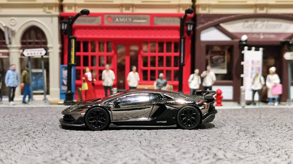 MINI GT Lamborghini Aventador SVJ Black Chrome
