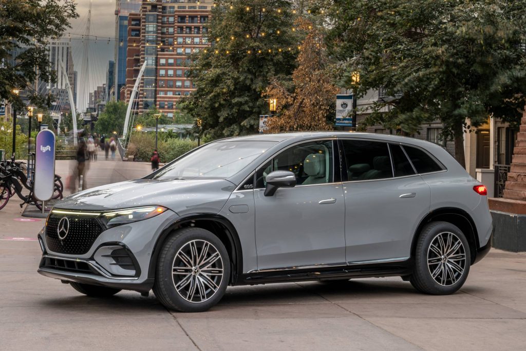 Mercedes Benz EQS SUV