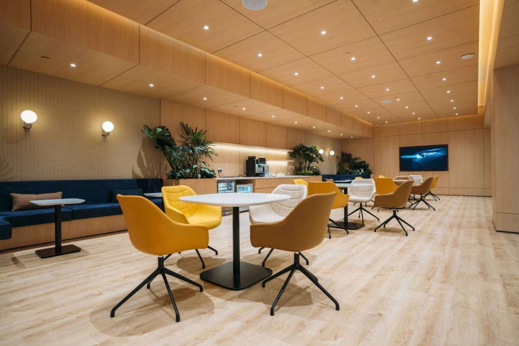 寶馬香港荃灣交車中心