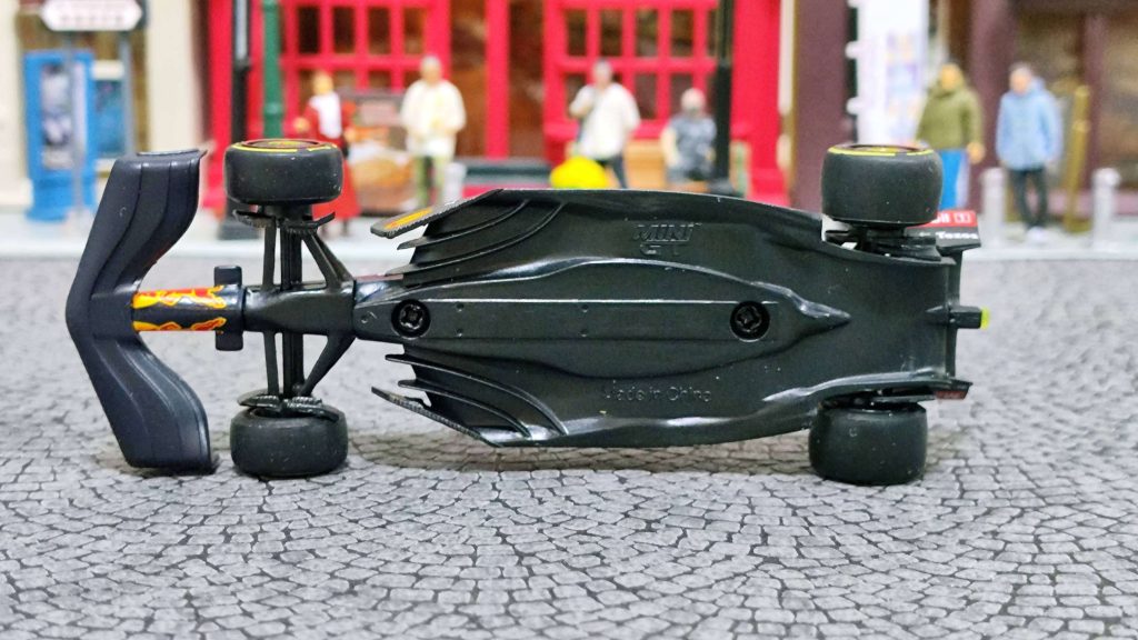 MINI GT Oracle Red Bull Racing RB18 #11 Sergio Perez 2022 Monaco Grand Prix Winner