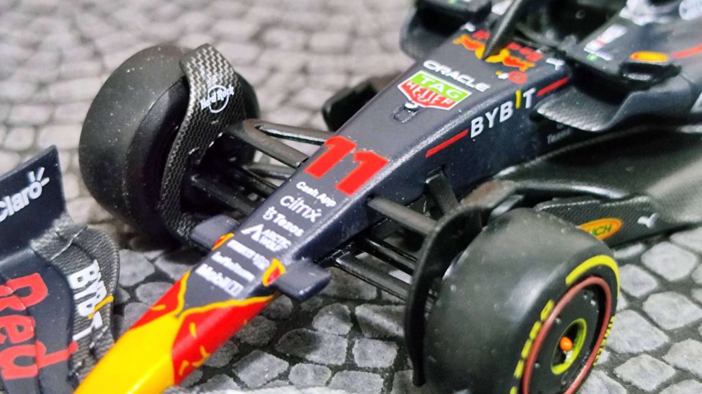 MINI GT Oracle Red Bull Racing RB18 #11 Sergio Perez 2022 Monaco Grand Prix Winner