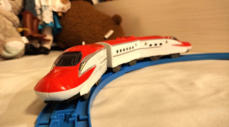 Plarail Series E6 Komachi Shinkansen