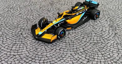 Tarmac Works McLaren MCL36 Australian Grand Prix 2022 Daniel Ricciardo