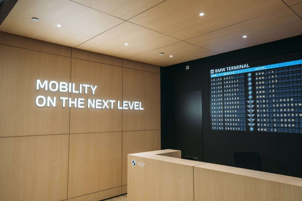 寶馬香港荃灣交車中心