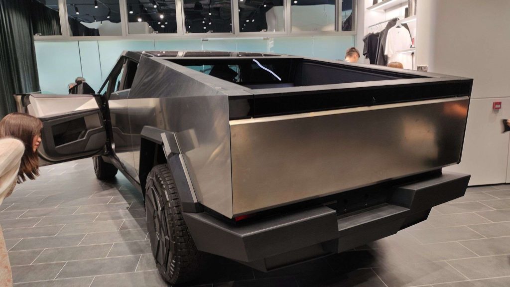 Tesla Cybertruck
