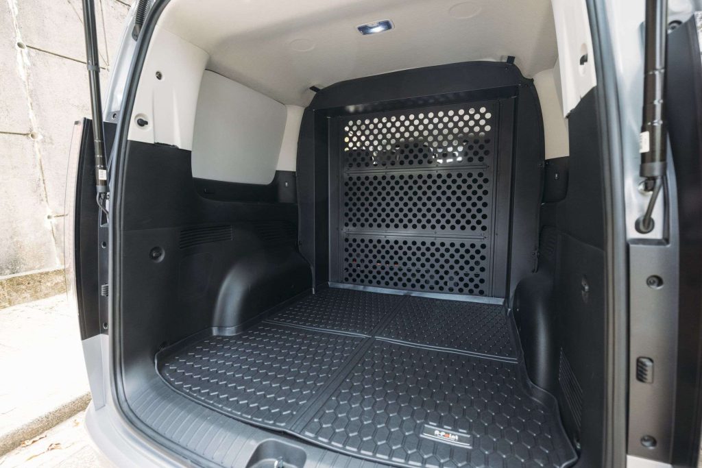 Hyundai STARIA AT Prime