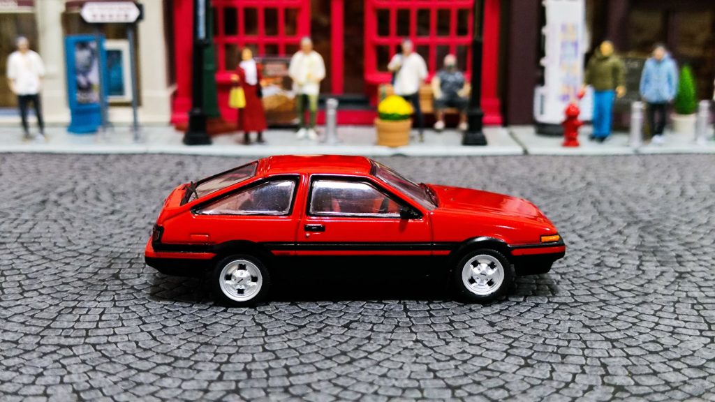 J-Collection Toyota Sprinter Trueno (AE86)