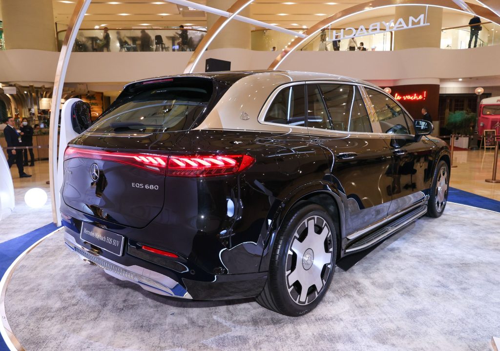 Mercedes-Maybach EQS 680 SUV