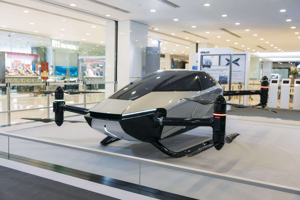 小鵬匯天飛行汽車「旅航者X2」