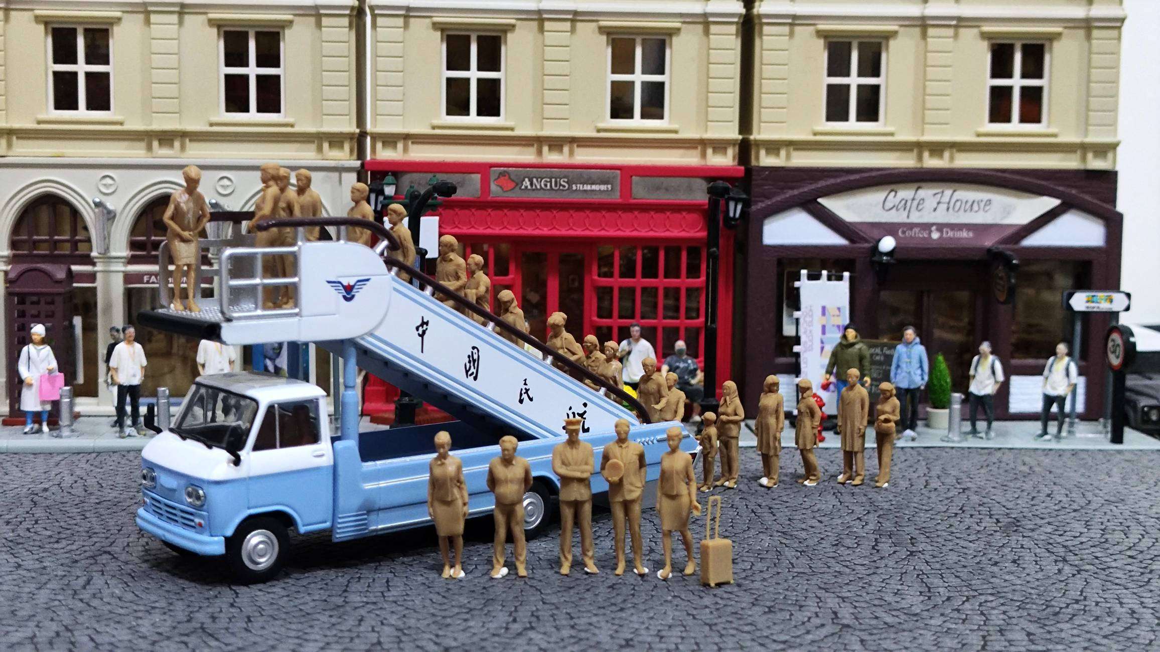 拓意中國民航上海一零二廠 SH751型登機客梯車