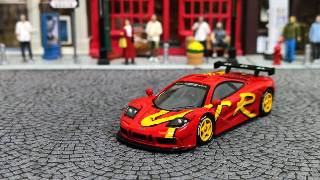 MINI GT McLaren F1 GTR 1996 Presentation