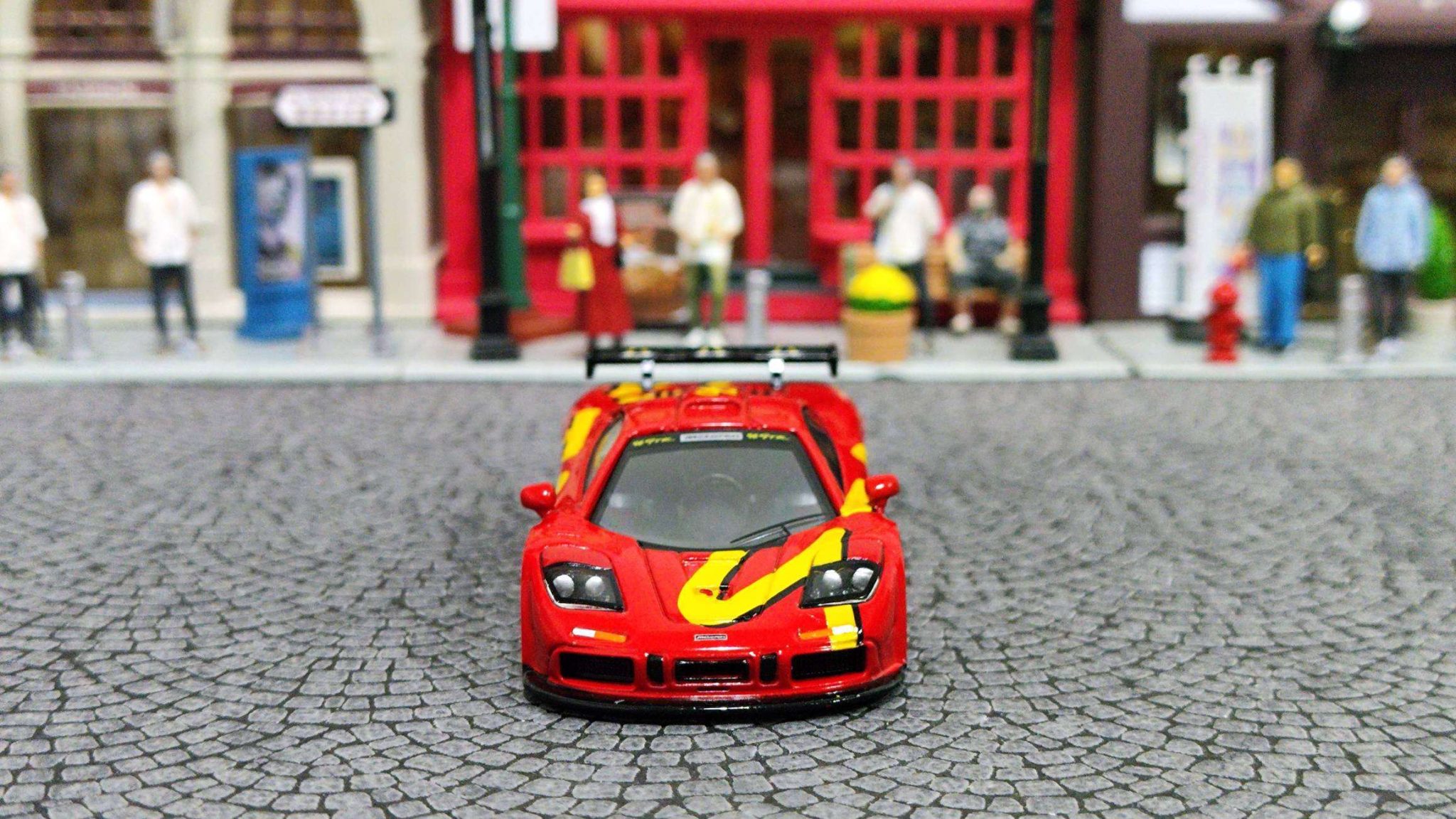 Modèle Réduit McLaren F1 GTR 1996 – échelle 1:64, édition Présentation, Mini GT