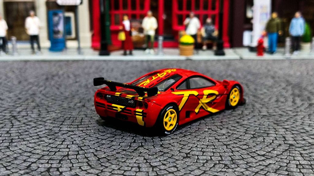 MINI GT McLaren F1 GTR 1996 Presentation