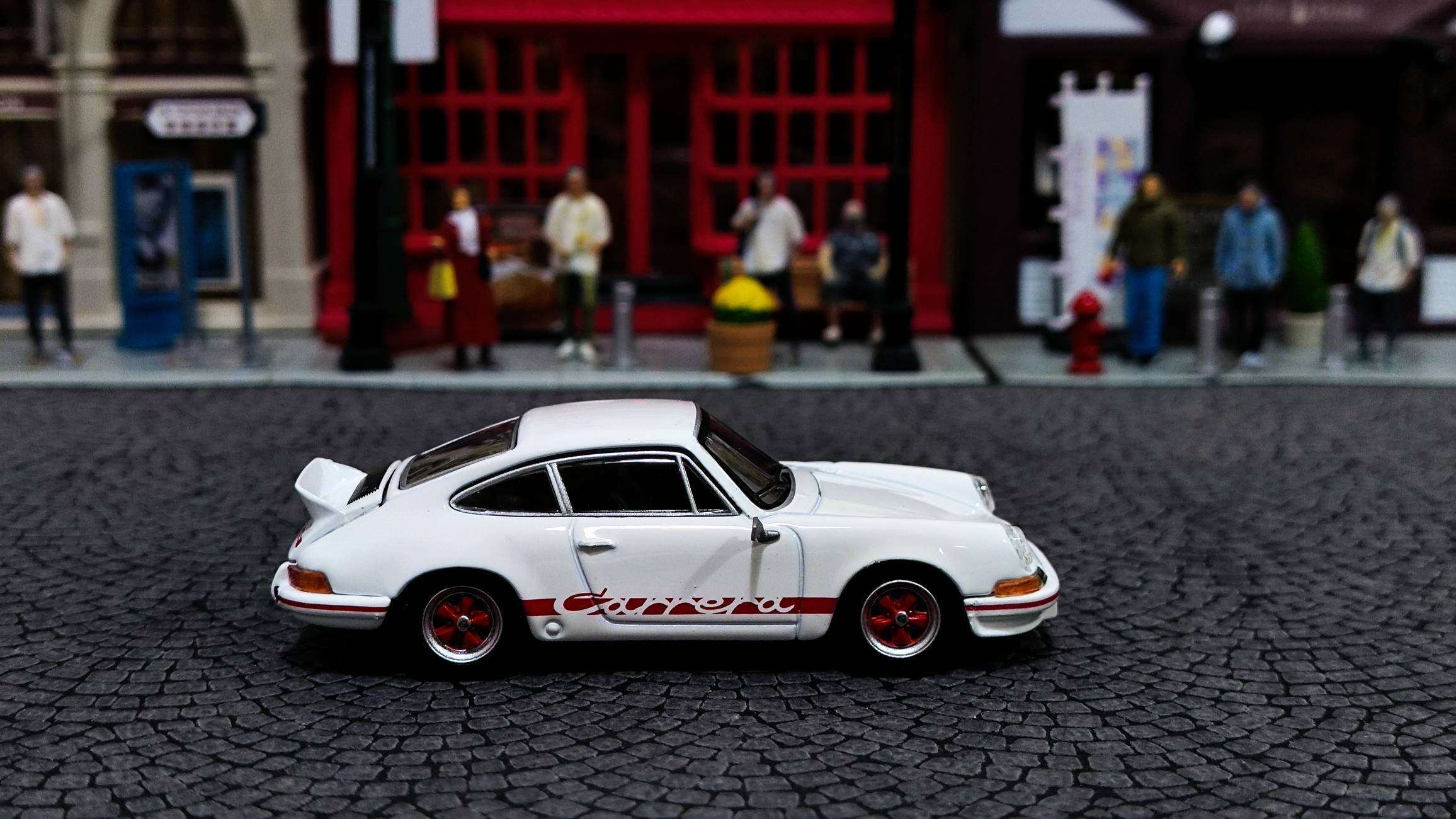 MINI GT Porsche 911 Carrera 2.7 RS Lightweight