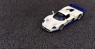 BBR Maserati MC12 Stradale