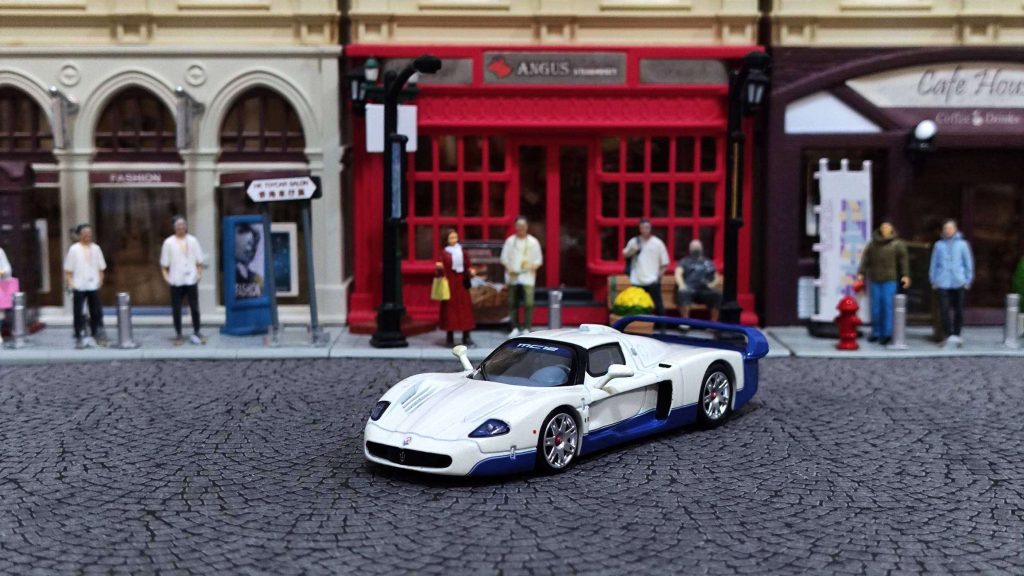 BBR Maserati MC12 Stradale