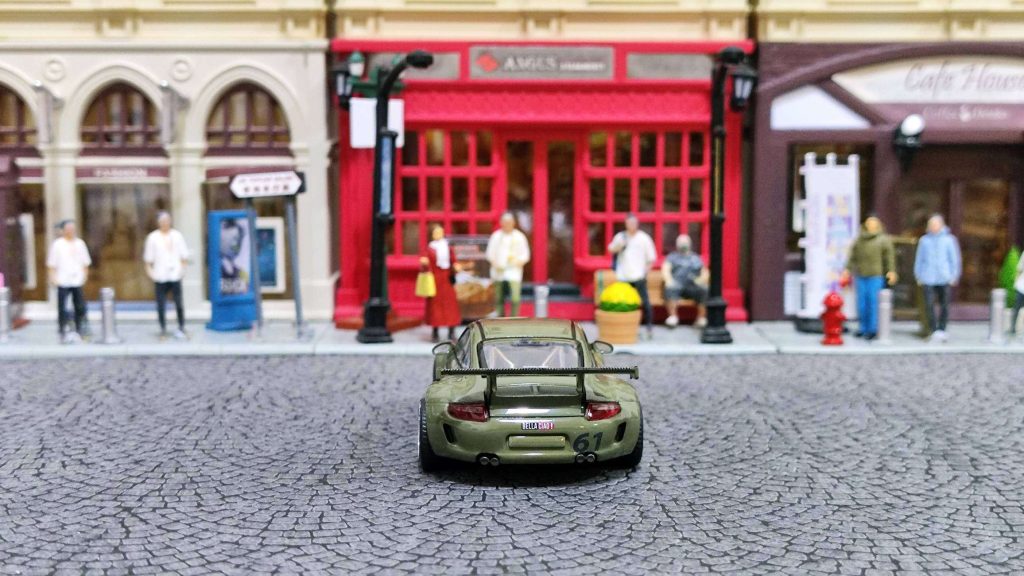 POP RACE RWB 997 Dark Green