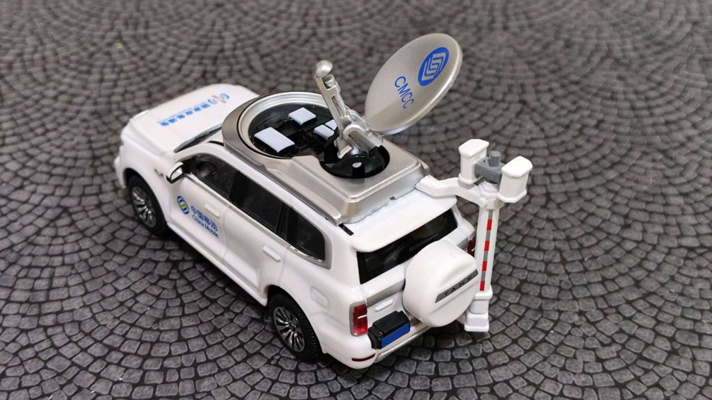 Xcartoys TANK500 Emergency Communications Vehicle for China Mobile