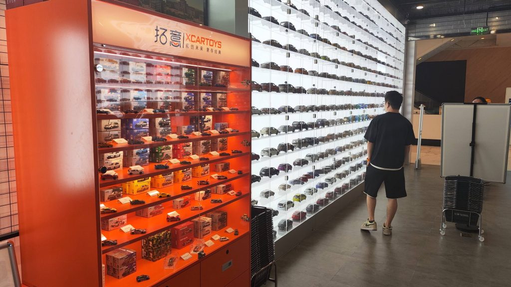 拓意 XCARTOYS 北京首店