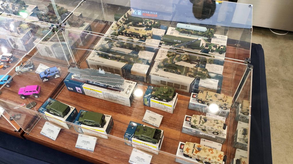 拓意 XCARTOYS 北京首店