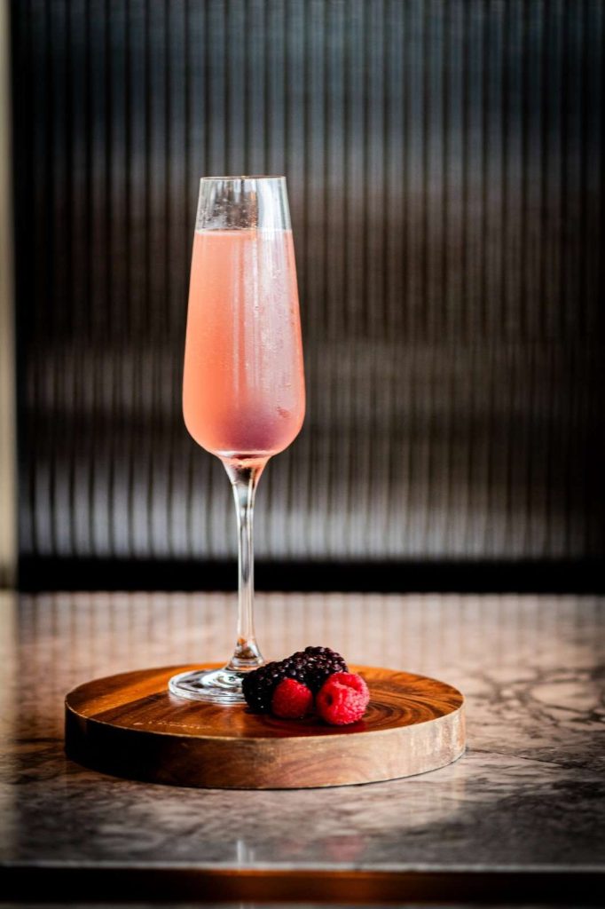 十月限定粉紅雞尾酒