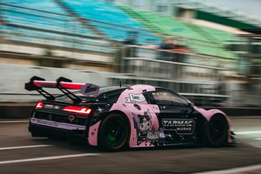 Tarmac Works x Uno Racing Audi R8 LMS GT3 evo II
