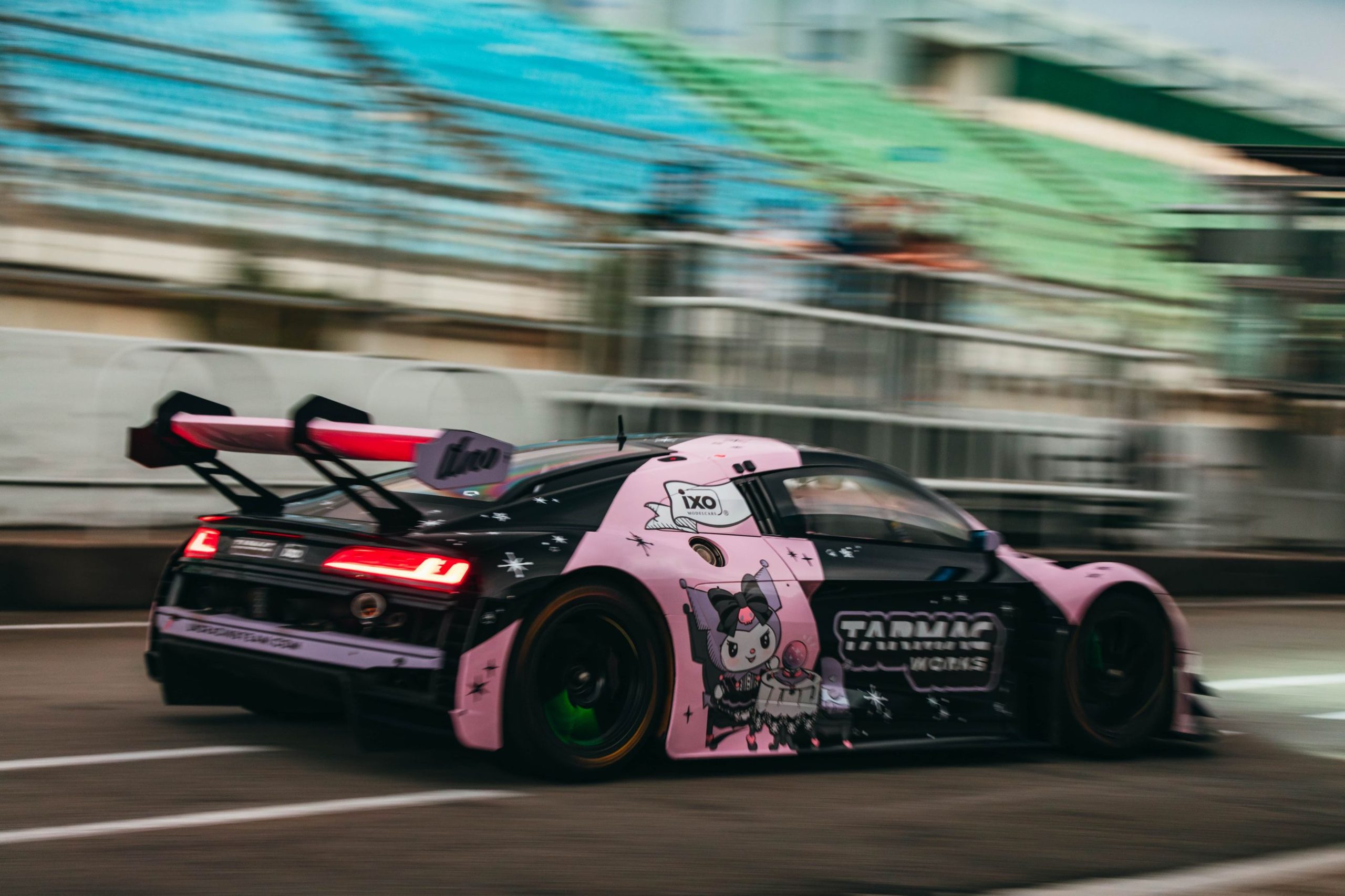 Tarmac Works x Uno Racing Audi R8 LMS GT3 evo II