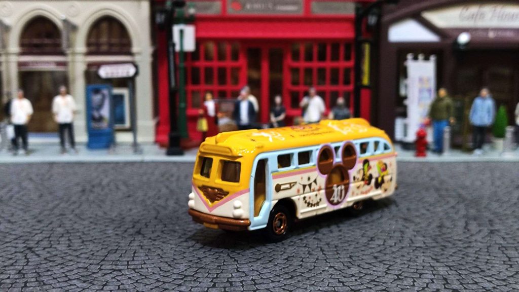 Tomica Tokyo Disneyland 40th anniversary Disney Resort Cruiser