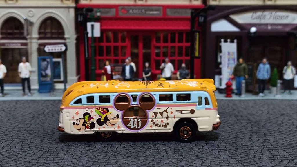 Tomica Tokyo Disneyland 40th anniversary Disney Resort Cruiser