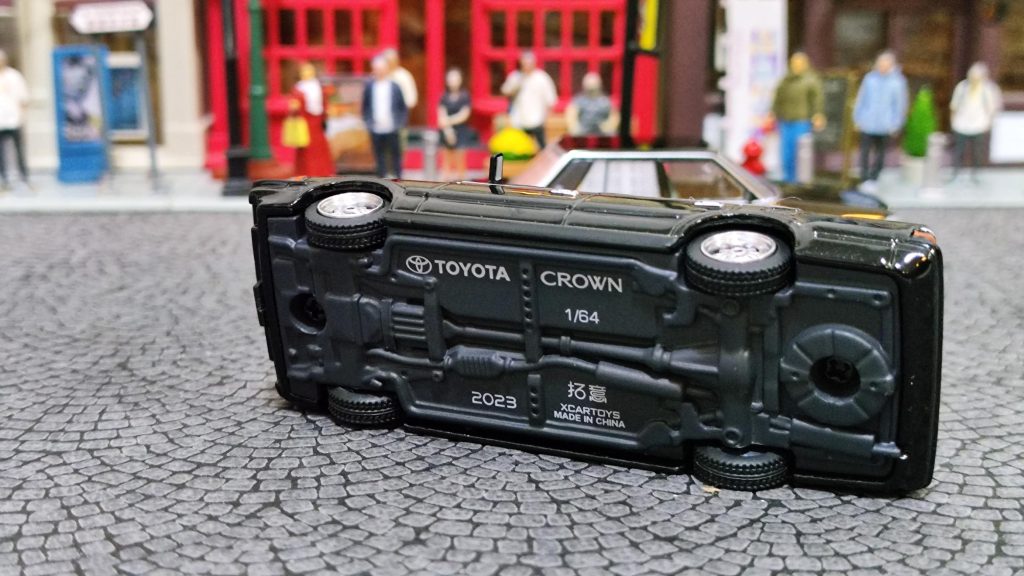 拓意Xcartoys CUSTOM TOYOTA Crown Gen.7