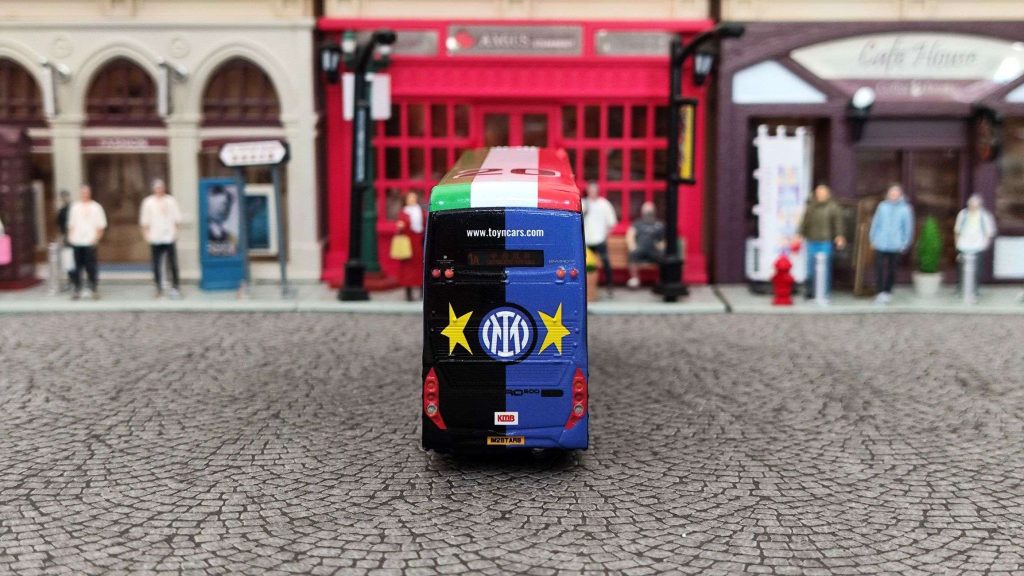 ARTOYS國米第20次奪甲巴士Occhi Al Cielo Siamo Campioni D’Italia