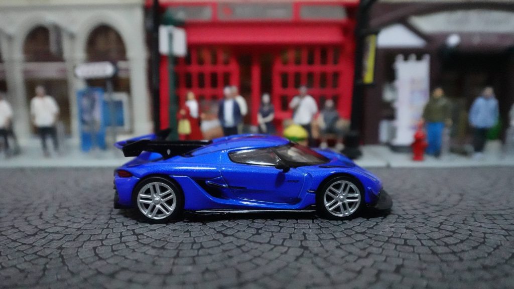 Tarmac Works - Koenigsegg Jesko Attack Blue Edition