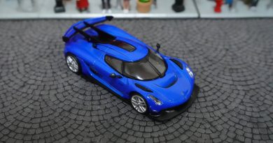 Tarmac Works - Koenigsegg Jesko Attack Blue Edition