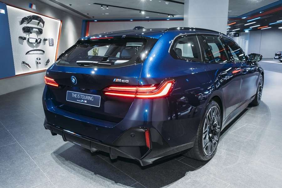 BMW i5 M60 xDrive Touring
