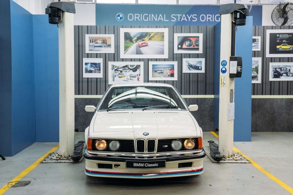 BMW M635CSi (E24)