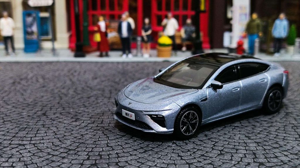 Bburago 哪吒S neta S