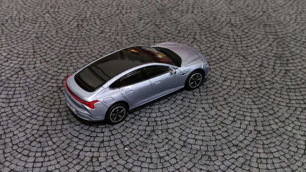 Bburago 哪吒S neta S