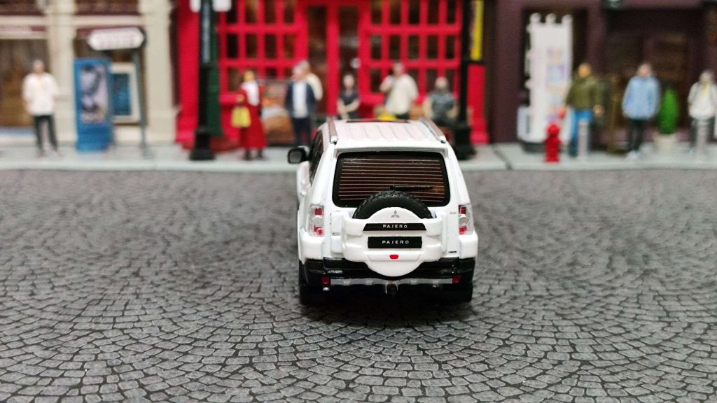 Shadow Pro Mitsubishi Pajero V97