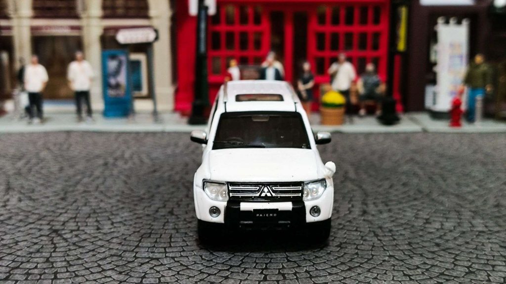 Shadow Pro Mitsubishi Pajero V97