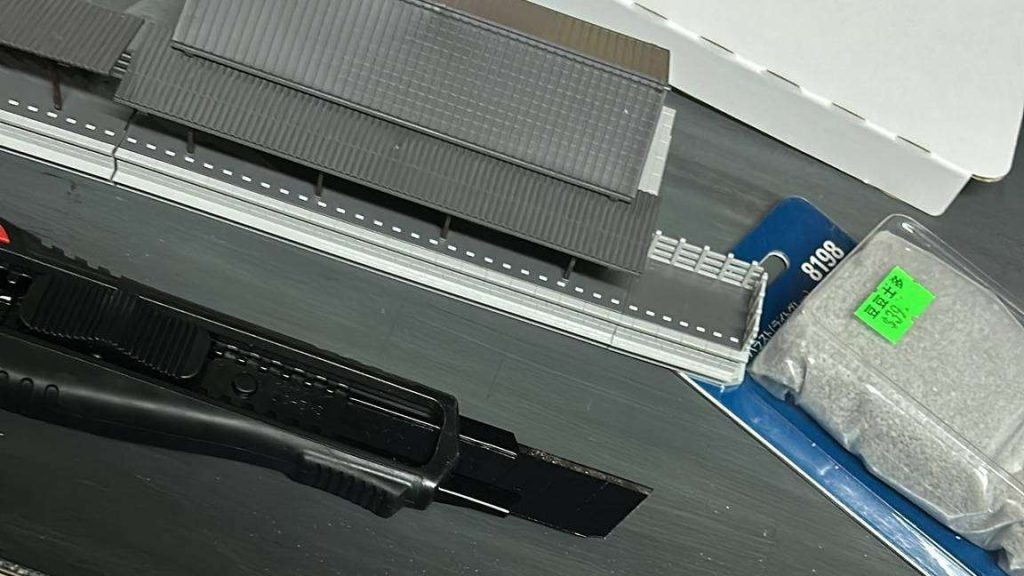 KATO 23-241小型駅舍