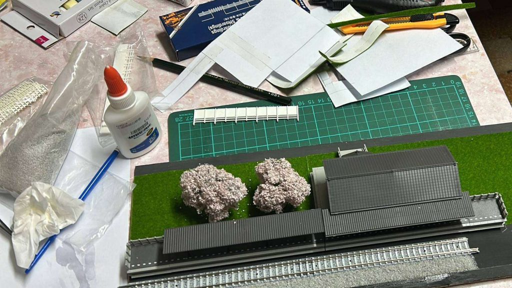 KATO 23-241小型駅舍