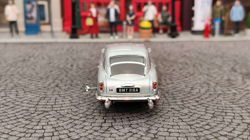 MINI GT Aston Martin DB5 “Goldfinger”